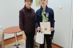 b6a8140f-b7b6-419f-bf5b-5e819dce043c-1