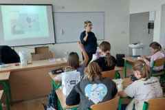 5dde4166-5147-43ab-89d2-aca4183ea781