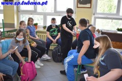 POWROT-UCZNIOW-NA-ZAJECIA-STACJONARNE-4